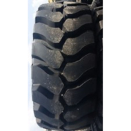 Вантажні шини Advance GLR08 (индустриальная) R25